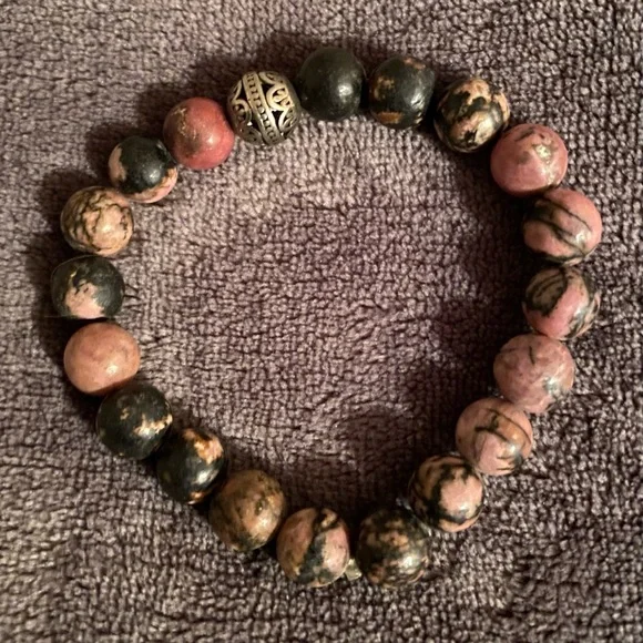 Pink and Black Stone Beaded Bracelet - Picture 2 of 2